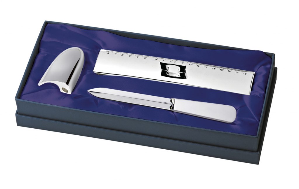 Set (3 Pz) Righello-Tagliacarte-Temper.